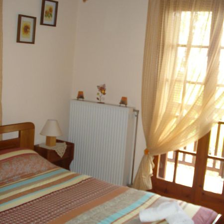 Alkmini Hotel Áyios Dhimítrios Exterior foto