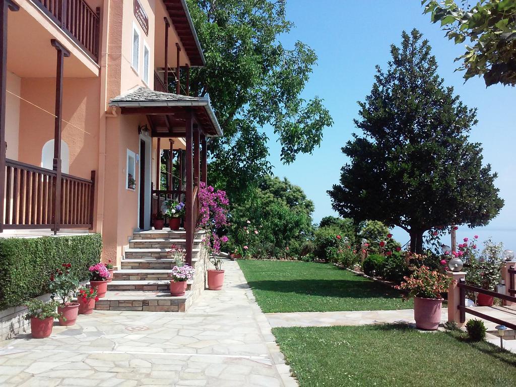 Alkmini Hotel Áyios Dhimítrios Exterior foto