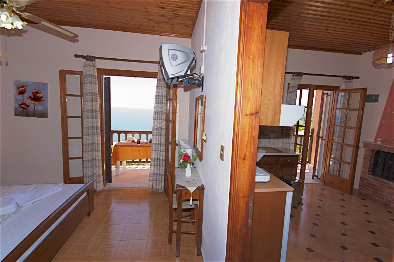 Alkmini Hotel Áyios Dhimítrios Exterior foto